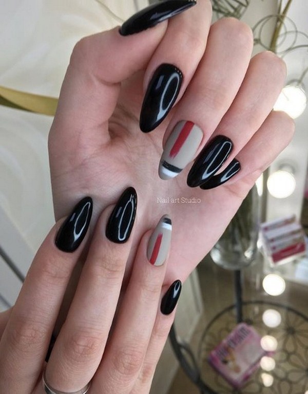 Black Nail Art Design Idea