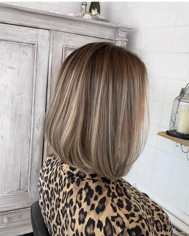 Chic and Stylish Bob Haircuts and Colors for Special Look of 2021; Bob haircut; Bob hairstyles; Haircut; hairstyle #BobHaircut #Hairstyles #Haircut; #BobHairstyles 