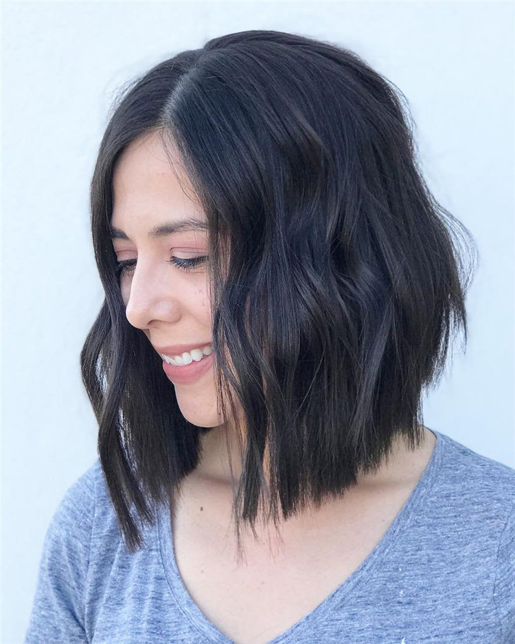 Chic and Stylish Bob Haircuts and Colors for Special Look of 2021; Bob haircut; Bob hairstyles; Haircut; hairstyle #BobHaircut #Hairstyles #Haircut; #BobHairstyles 