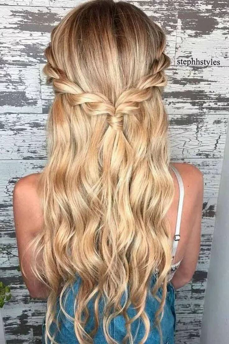 To give you some easy hairstyles inspiration, we have found 60 easy and quick hairstyles. Include easy hairstyles for medium hair, long hair and short hair. Whether you to school or to work these easy hairstyles are sure to draw compliments.