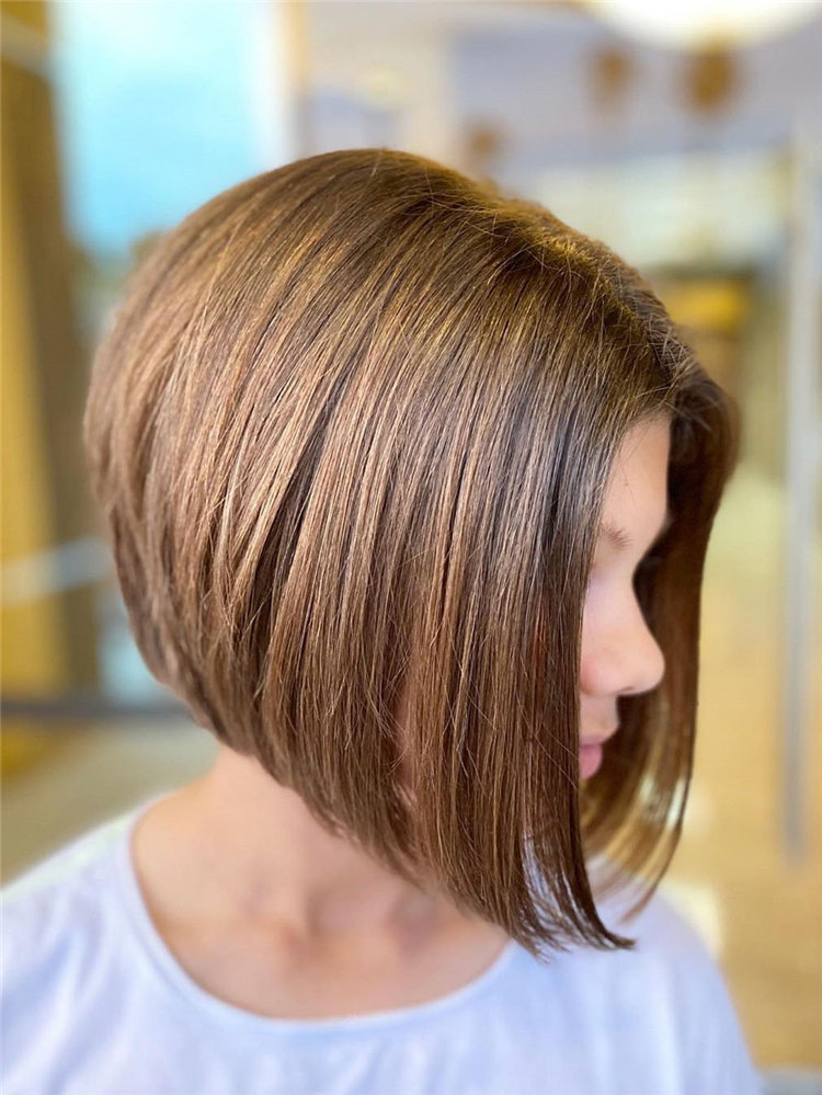 To give you some short hairstyles inspiration, we have found 430 short haircuts ideas. There is a mix of designs featured from Pixie hairstyle to Bob haircuts. So, take a look and find a beautiful short hairstyle ideas. #shorthairstyle #bobhairs #hairstyles