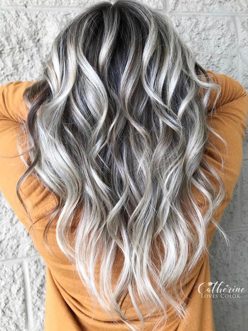 To give you some hairstyles ideas, we have found 30 neautiful and stylish haircuts for women. If you want to wear a new hairstyle, you can browse our website from time to time. #hairstyle #haircuts #shorthaircuts #mediumhairstyle