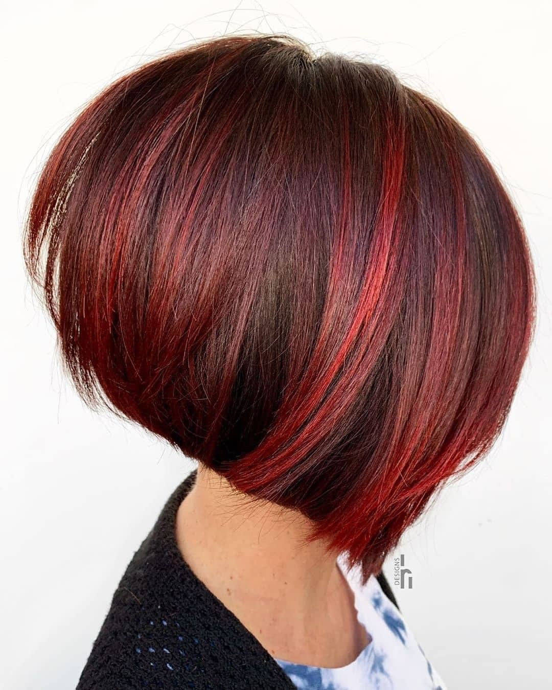 To give you some hairstyles ideas, we have found 30 neautiful and stylish haircuts for women. If you want to wear a new hairstyle, you can browse our website from time to time. #hairstyle #haircuts #shorthaircuts #mediumhairstyle