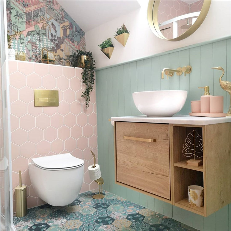 To give you some small bathroom ideas, we have found 30 small and fashion bathroom ideas for 2021. If you want to bathroom which are suitable for you house, you can browse our website from time to time. #smallbathroomideas #bathroomdecor #bathroomremodel #bathroomideas