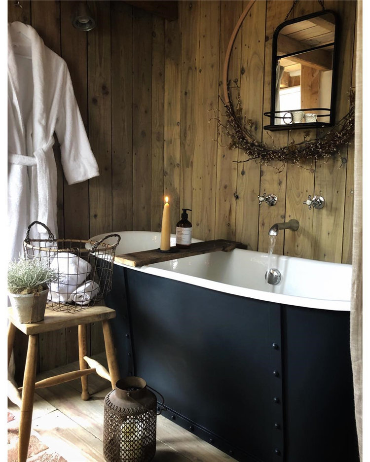 To give you some small bathroom ideas, we have found 30 small and fashion bathroom ideas for 2021. If you want to bathroom which are suitable for you house, you can browse our website from time to time. #smallbathroomideas #bathroomdecor #bathroomremodel #bathroomideas