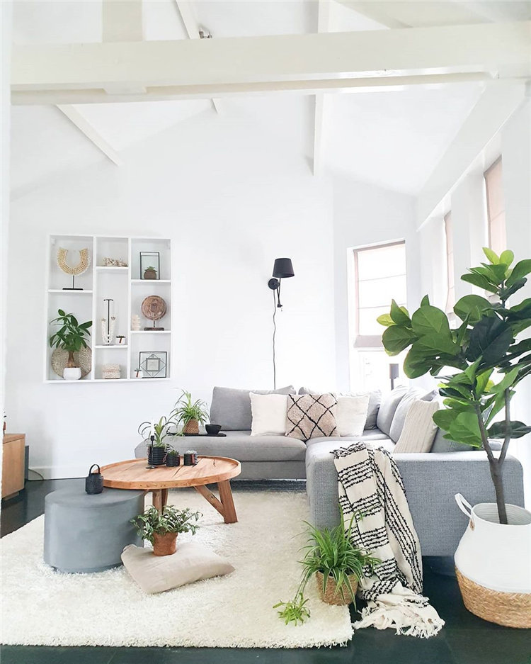 Cozy small living room decor ideas, include modern, rustic, and traditional and more. If you want to decor living, you can browse our website from time to time. #livingroomdecor #livingroomideas #livingroomdesigns