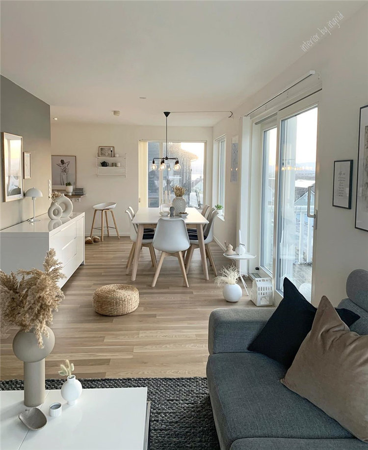 Cozy small living room decor ideas, include modern, rustic, and traditional and more. If you want to decor living, you can browse our website from time to time. #livingroomdecor #livingroomideas #livingroomdesigns