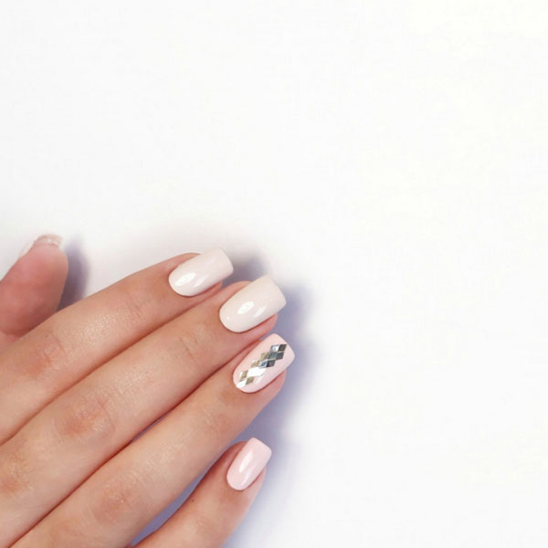 Stylish Nail Designs and Ideas For Spring 2021