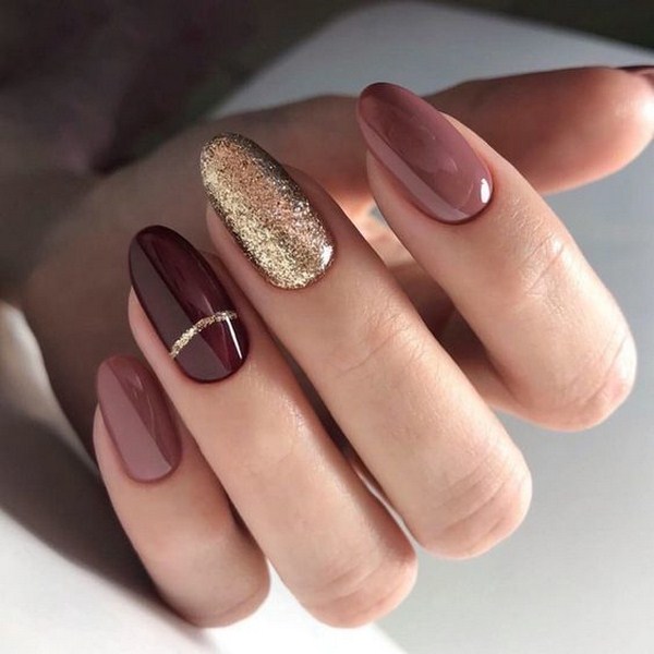 Chic Gold Nail Design Ideas