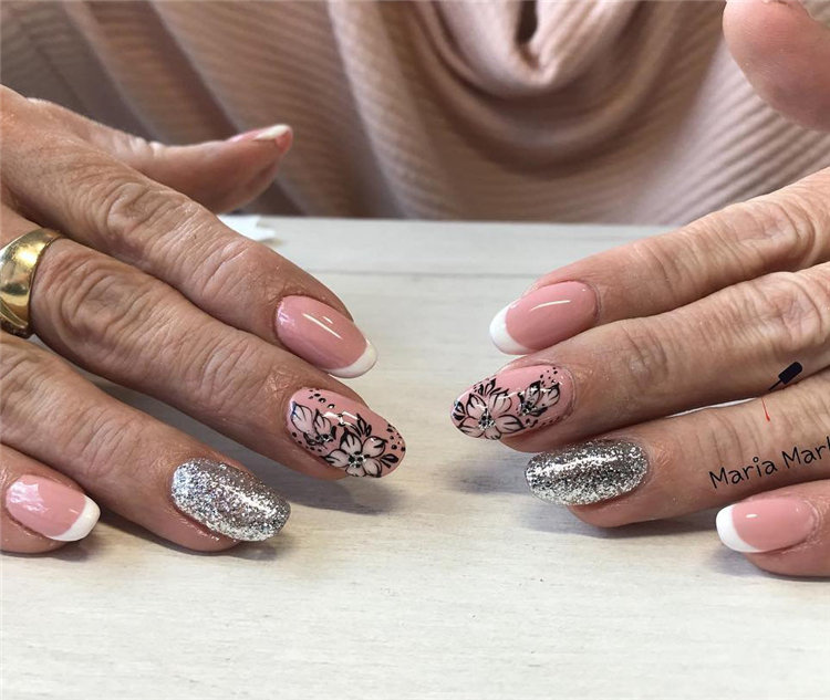 70+ French Manicure Ideas and Inspiration 2021, #FrenchManicure, #FrenchNails
