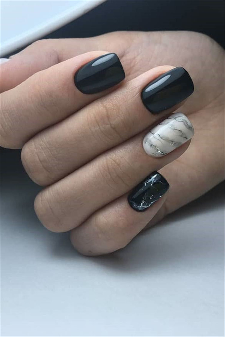 Geometric Nail Art Ideas; Geometric Manicures; geometric nails; nails designs; nails art; geometric aesthetic; nails polish;