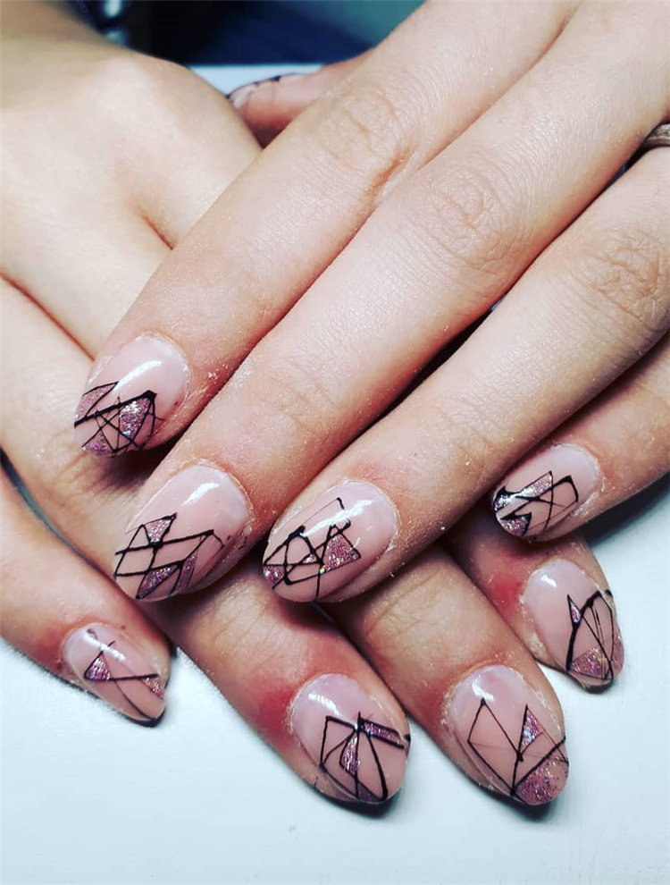 Geometric Nail Art Ideas; Geometric Manicures; geometric nails; nails designs; nails art; geometric aesthetic; nails polish;