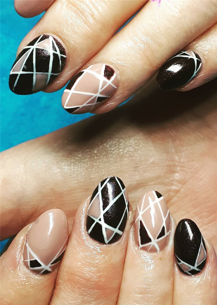 Geometric Nail Art Ideas; Geometric Manicures; geometric nails; nails designs; nails art; geometric aesthetic; nails polish;