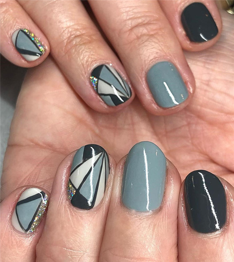 Geometric Nail Art Ideas; Geometric Manicures; geometric nails; nails designs; nails art; geometric aesthetic; nails polish;