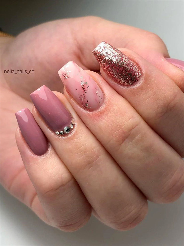 To give you some nail art inspiration, we have found 42 simple spring nail ideas. There is a mix of designs featured from flowers nails to french nails. So, take a look and find a beautiful pring nail design. #springnails #naildesigns #nails