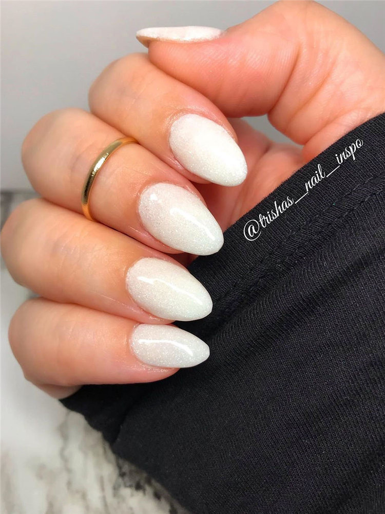To give you some small white design ideas, we have found 30 classy and stylish white nails ideas for 2021. If you want to manicure, you can browse our website from time to time. #whitenails #nailsacrylic #whitenaildesigns #naildesigns