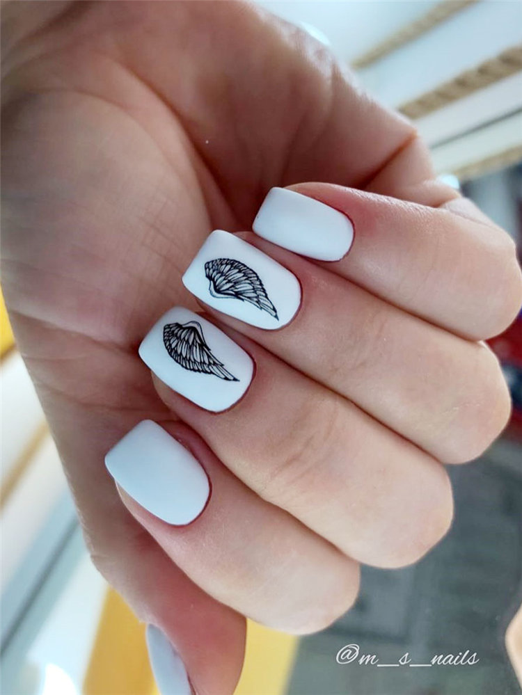 To give you some small white design ideas, we have found 30 classy and stylish white nails ideas for 2021. If you want to manicure, you can browse our website from time to time. #whitenails #nailsacrylic #whitenaildesigns #naildesigns