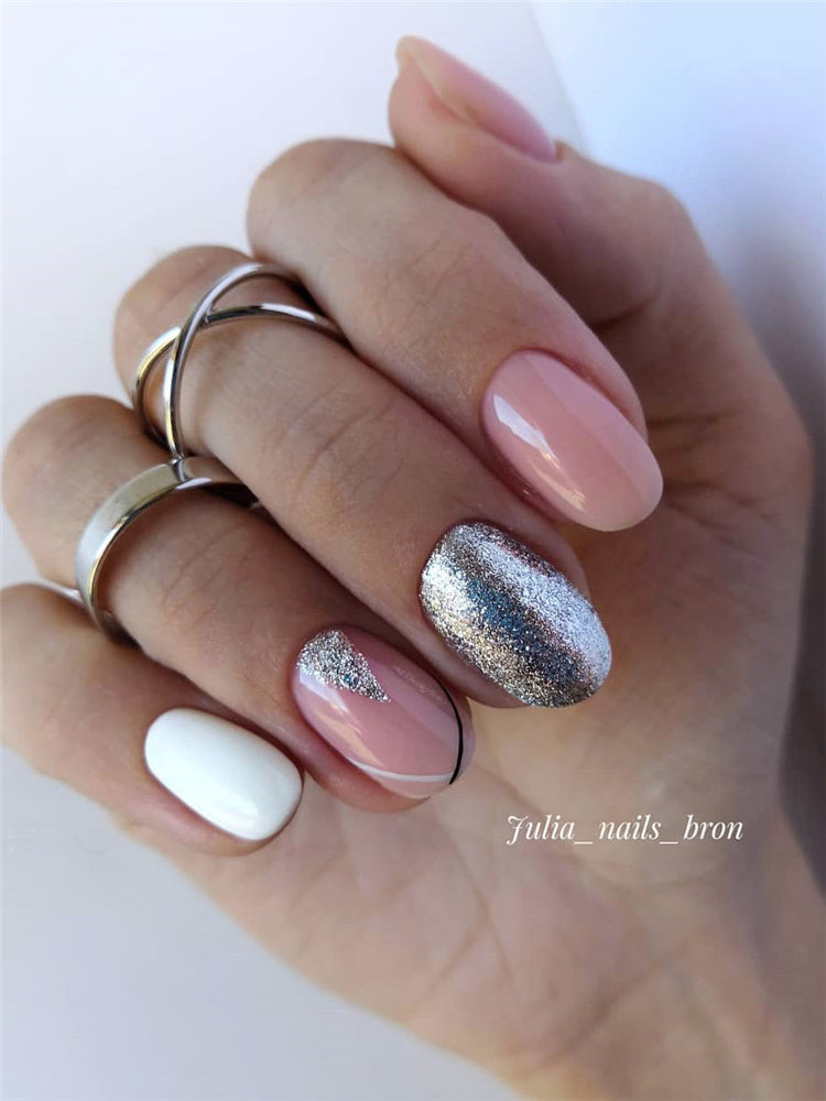 Nails 2021 trends, to give you some nail ideas, we have found 50 simple and classy nails design for women. If you want to wear a new nail shape or color, you can browse our website from time to time. #naildesigns#nailsspring #nailideas