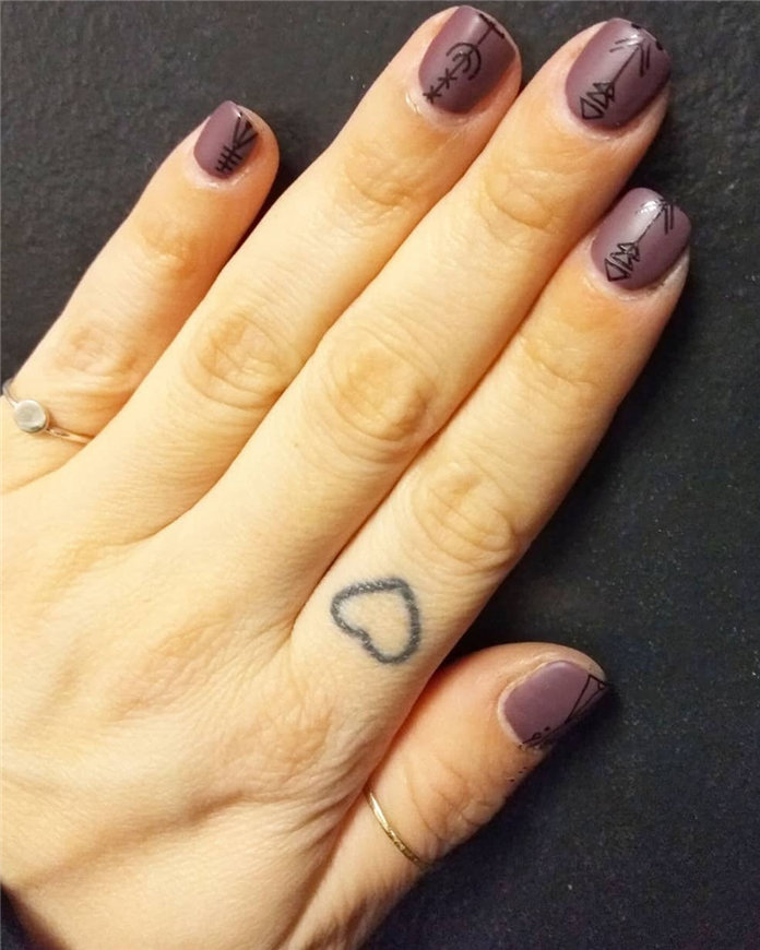 Trendy Finger Tattoo Designs Inspirations 2021, #FingerTattoos, #TattooDesigns