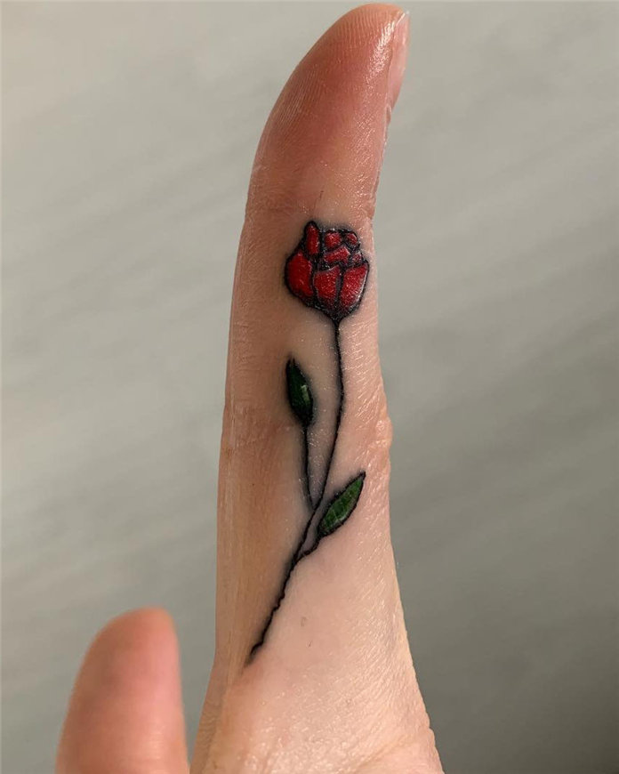 Trendy Finger Tattoo Designs Inspirations 2021, #FingerTattoos, #TattooDesigns