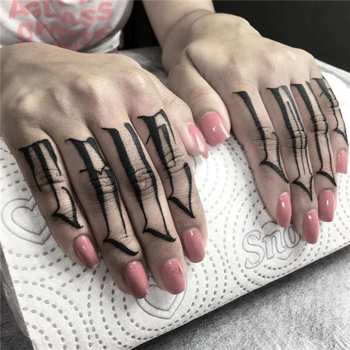 Trendy Finger Tattoo Designs Inspirations 2021, #FingerTattoos, #TattooDesigns