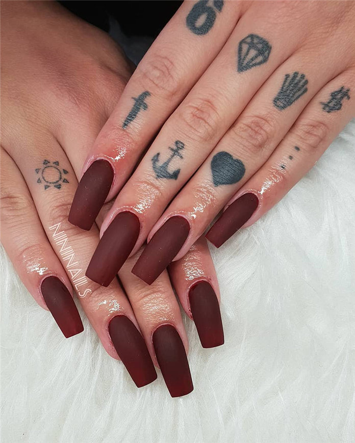 Trendy Finger Tattoo Designs Inspirations 2021, #FingerTattoos, #TattooDesigns