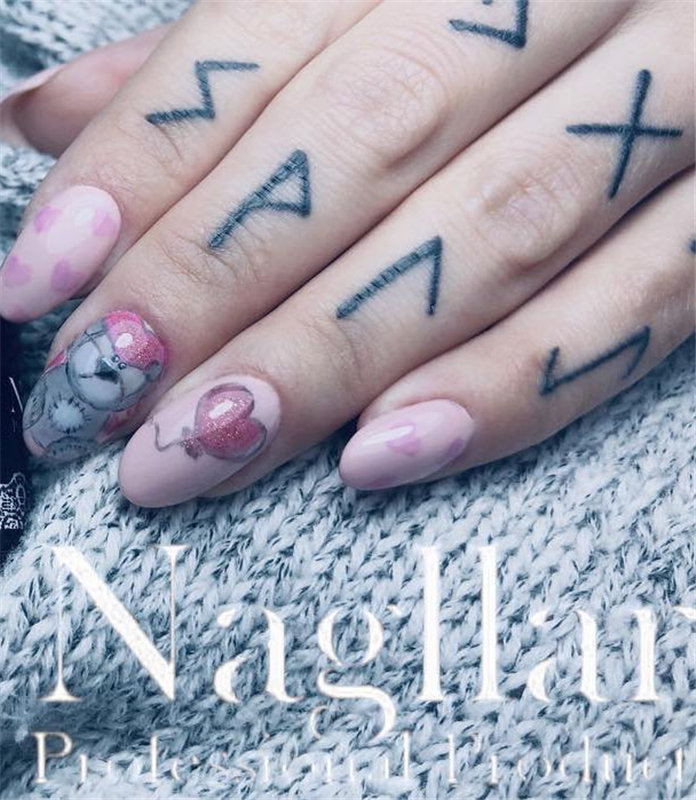 Trendy Finger Tattoo Designs Inspirations 2021, #FingerTattoos, #TattooDesigns