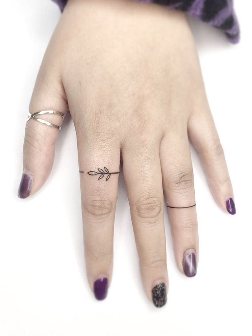 Thoughts on Ring Tattoos? : r/TattooDesigns