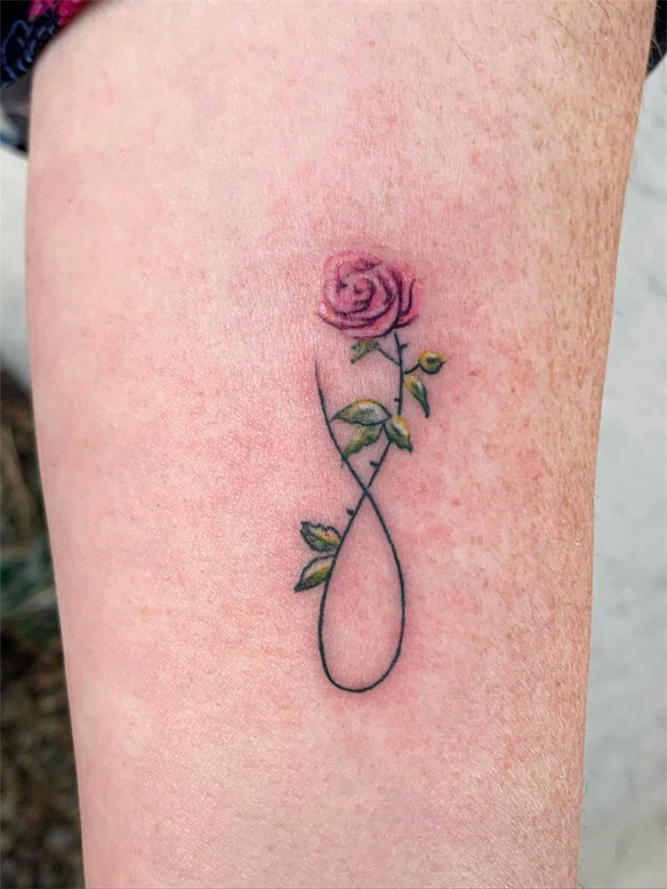 Simple rose tattoo | Simple rose tattoo, Rose drawing simple, Roses drawing