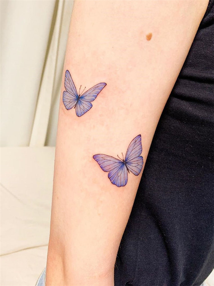 Watercolor tattoo ideas for women, include flower tattoo, butterfly tattoos, and lavender tattoo design and more. If you want to try watercolor tattoos, you can browse our website from time to time. #watercolortattoo #tattooideas #tattoodesigns